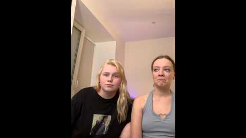 Media: radiants_two Stripchat 2023-09-18 03:28:00