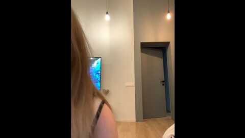 Media: radiants_two Stripchat 2023-09-18 22:16:00