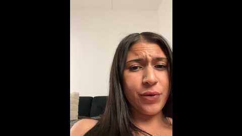 Media: yasmine_khalifa Stripchat 2023-09-18 19:04:00