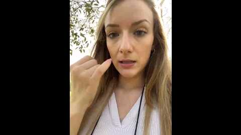 Media: evelyn_jade Stripchat 2023-09-19 10:24:00
