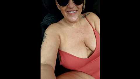 Media: isabellaandtom Stripchat 2023-09-19 11:06:00