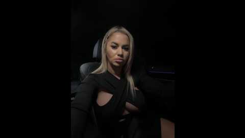 Media: kirstievegas Stripchat 2023-09-19 00:27:00