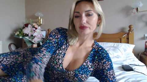 Media: mallinia Stripchat 2023-09-19 15:40:00
