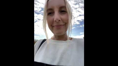 Media: merlindave Stripchat 2023-09-19 03:12:00