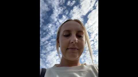 Media: merlindave Stripchat 2023-09-19 03:15:00