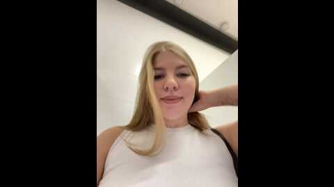 Media: newlale Stripchat 2023-09-19 06:48:00