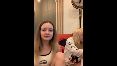 Media: radiants_two Stripchat 2023-09-19 00:06:00