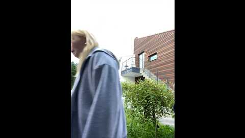 Media: radiants_two Stripchat 2023-09-19 04:04:00