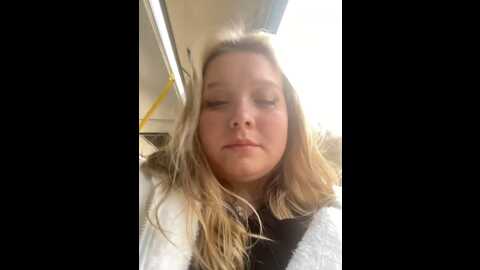 Media: sofiaadams Stripchat 2023-09-19 13:10:00