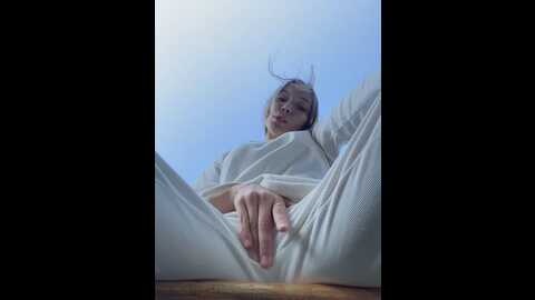 Media: _hollyway_ Stripchat 2023-09-20 11:42:00