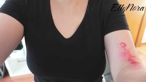 Media: ellynora Stripchat 2023-09-20 13:14:00