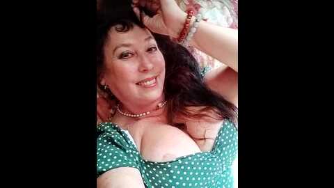 Media: gypsyesmeralda Stripchat 2023-09-20 08:49:00