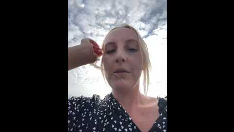 Media: merlindave Stripchat 2023-09-20 05:50:00