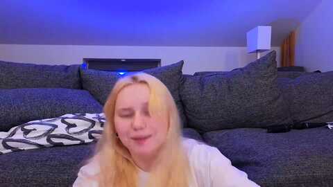 Media: radiants_two Stripchat 2023-09-20 01:18:00