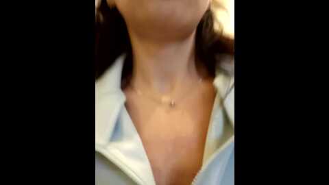 Media: brilliant_queen1 Stripchat 2023-09-21 01:58:00