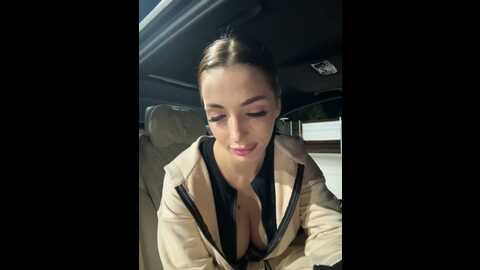 Media: charmingruby Stripchat 2023-09-20 23:54:00