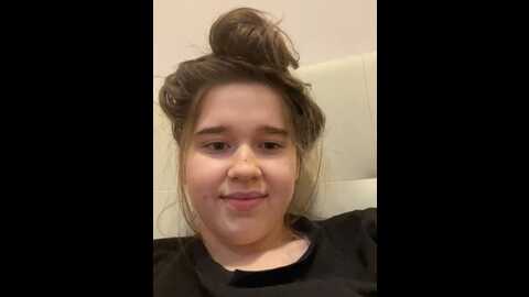 Media: hornygirlh Stripchat 2023-09-21 23:03:00