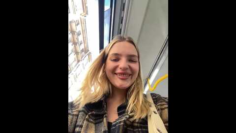 Media: legally_blonde Stripchat 2023-09-21 08:56:00