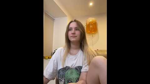 Media: radiants_two Stripchat 2023-09-21 15:48:00