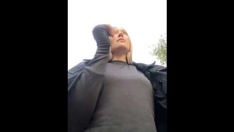 Media: _hollyway_ Stripchat 2023-09-22 14:07:00