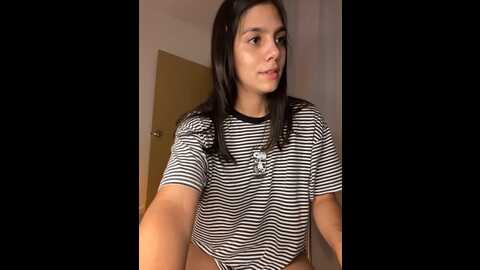 Media: avis_12 Stripchat 2023-09-22 04:04:00
