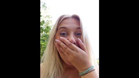 Media: cherryauroraa Stripchat 2023-09-22 08:48:00