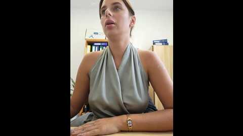 Media: hii_lolla Stripchat 2023-09-22 11:01:00