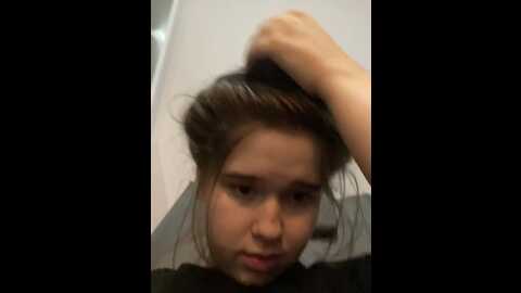 Media: hornygirlh Stripchat 2023-09-21 23:38:00