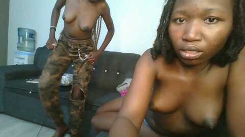 kiki5d @ stripchat on 20230922