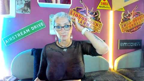 lolatralalaxx @ stripchat on 20230922