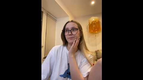 Media: radiants_two Stripchat 2023-09-22 18:16:00