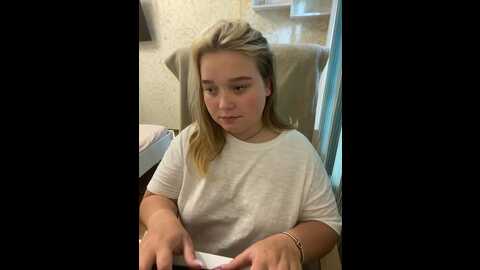 Media: sofiaadams Stripchat 2023-09-22 08:17:00