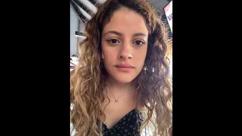 Media: alana15 Stripchat 2023-09-23 18:25:00