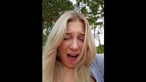 Media: cherryauroraa Stripchat 2023-09-23 08:00:00