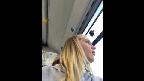 Media: legally_blonde Stripchat 2023-09-23 11:54:00