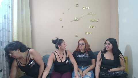 Media: lesb_milf Stripchat 2023-09-23 17:19:00