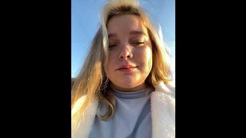 Media: sofiaadams Stripchat 2023-09-23 04:54:00