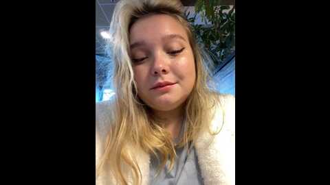 Media: sofiaadams Stripchat 2023-09-23 07:05:00