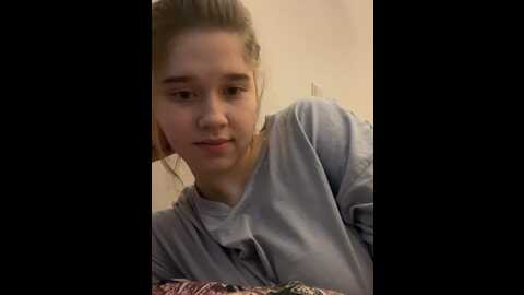 Media: hornygirlh Stripchat 2023-09-24 22:30:00