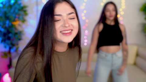Media: glinting_mirror_054 Stripchat 2023-09-25 18:36:00