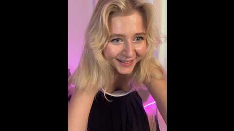 Media: lunarase Stripchat 2023-09-25 12:33:00