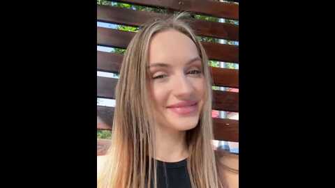 Media: molly_murrr Stripchat 2023-09-25 05:56:00