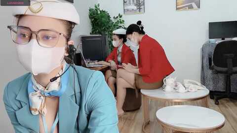 Media: mono_stewardesss Stripchat 2023-09-25 09:15:00