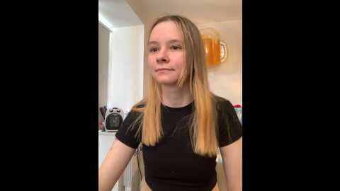 Media: radiants_two Stripchat 2023-09-25 07:56:00