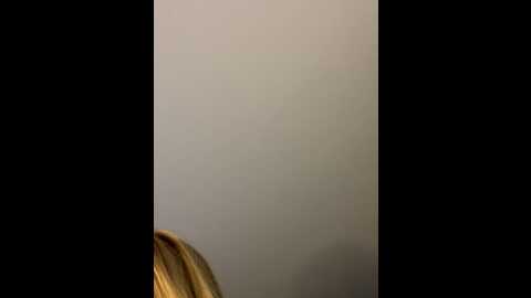 Media: curchez_ Stripchat 2023-09-26 04:22:00