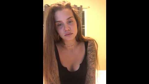 Media: emiliacatalina Stripchat 2023-09-26 03:03:00