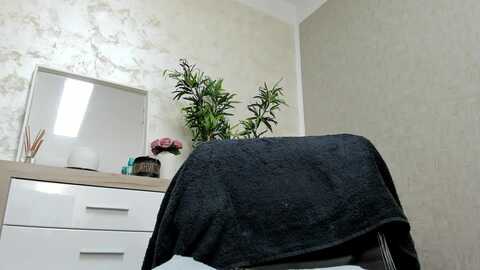 Media: lorennameliy Stripchat 2023-09-26 00:26:00