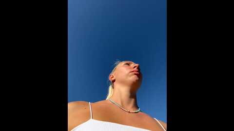 Media: luisabecker Stripchat 2023-09-26 15:08:00