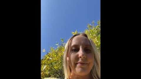 Media: merlindave Stripchat 2023-09-26 06:04:00
