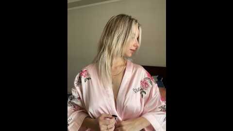 Media: niki7377 Stripchat 2023-09-26 06:27:00